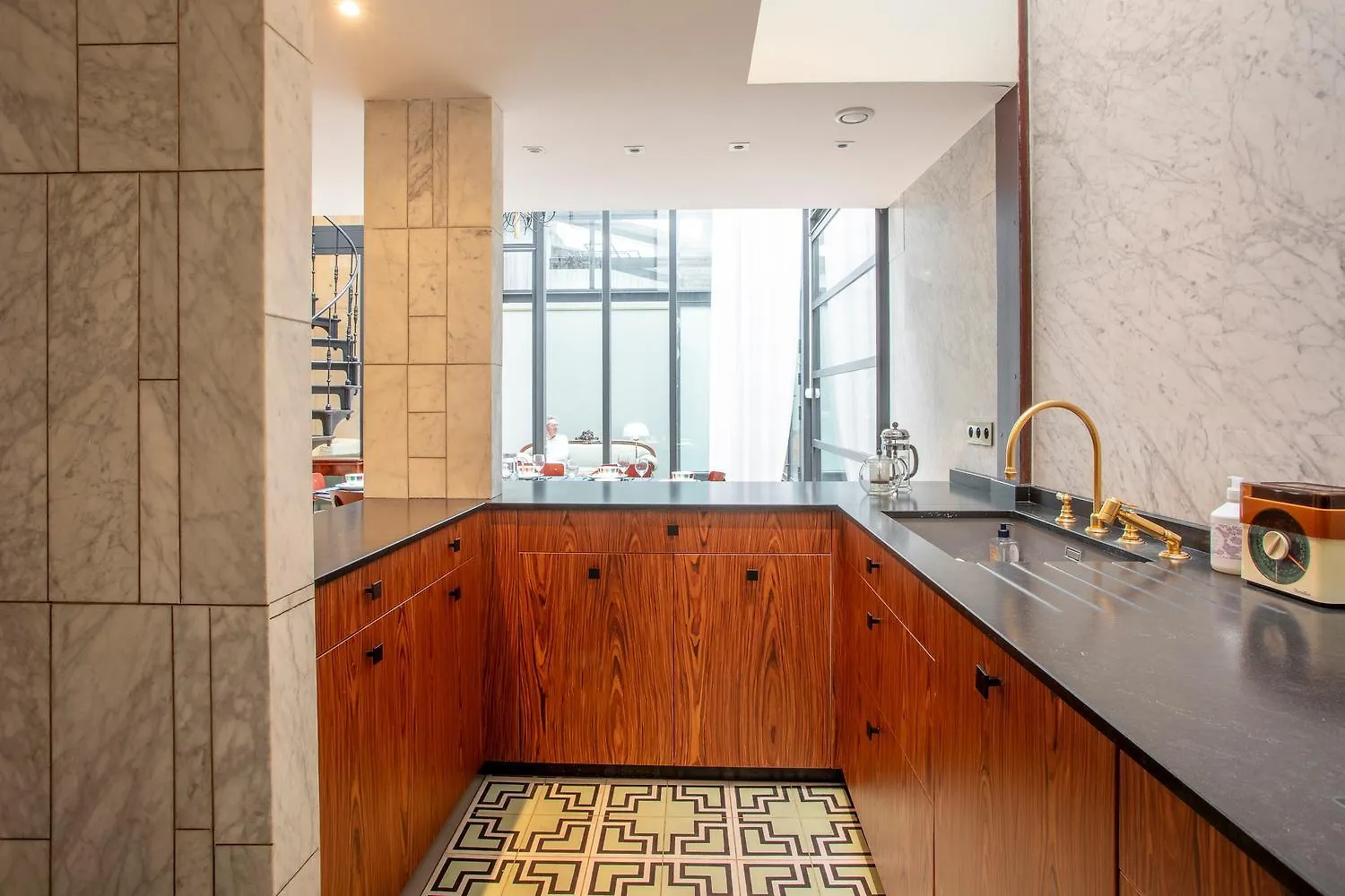 Apartment Parisian Loft With Plenty Of Light And Solarium In Bastille Area