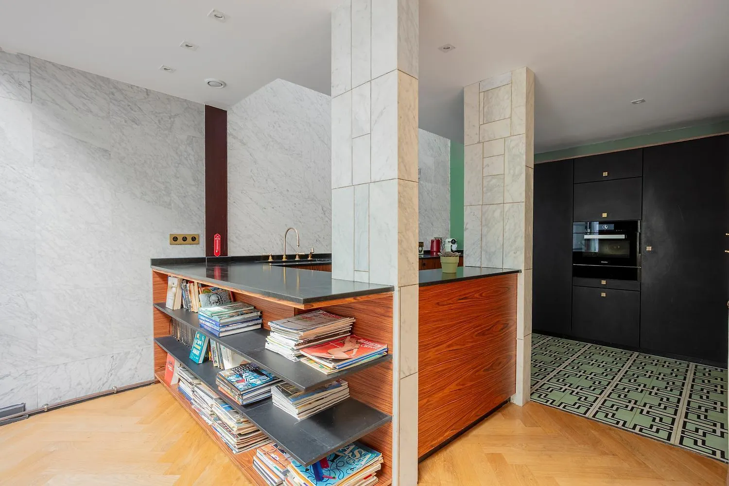 Apartment Parisian Loft With Plenty Of Light And Solarium In Bastille Area France